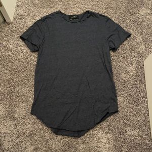 Men’s longer length tee